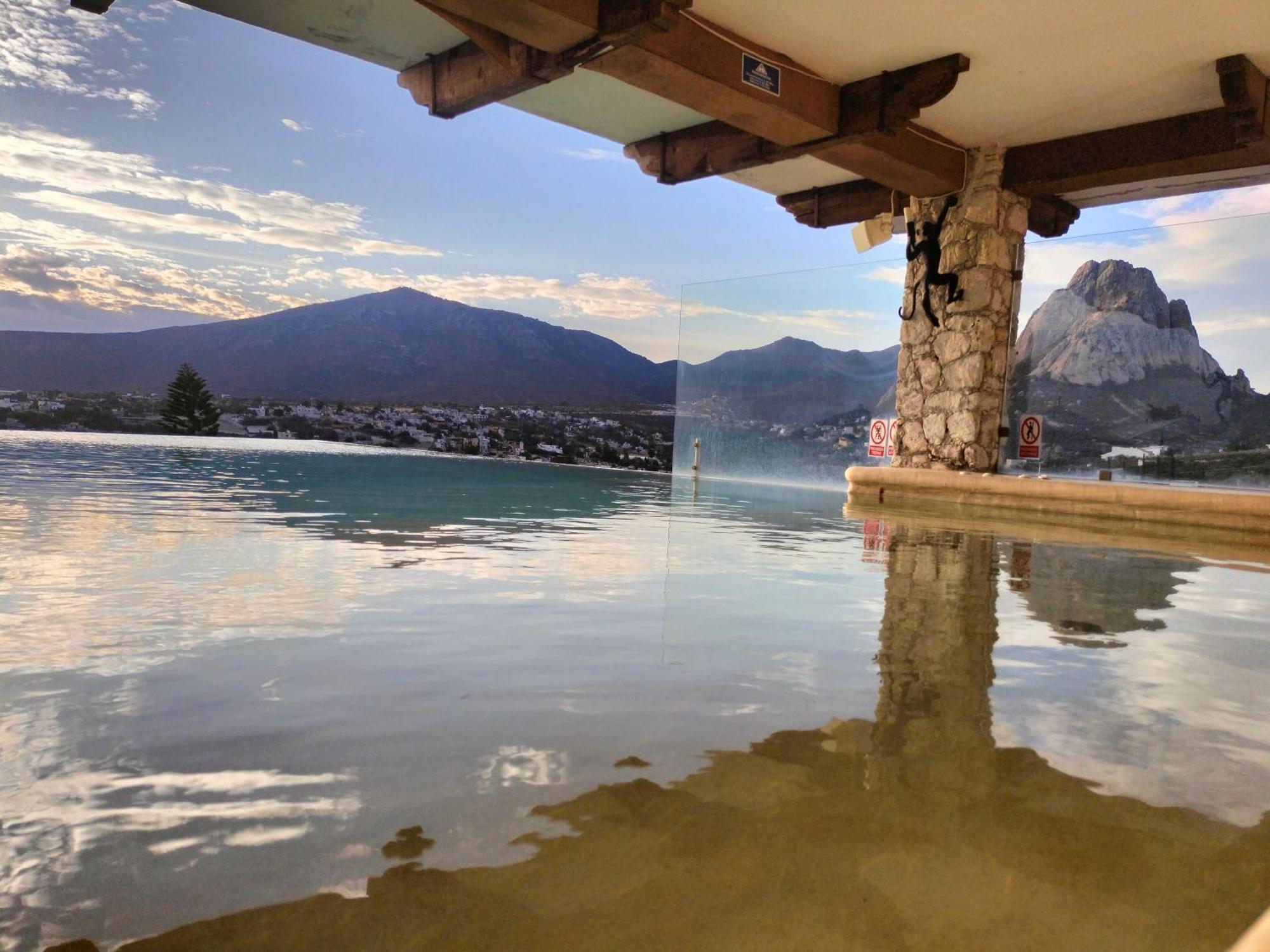 Hotel Villa Penasco Bernal Eksteriør bilde